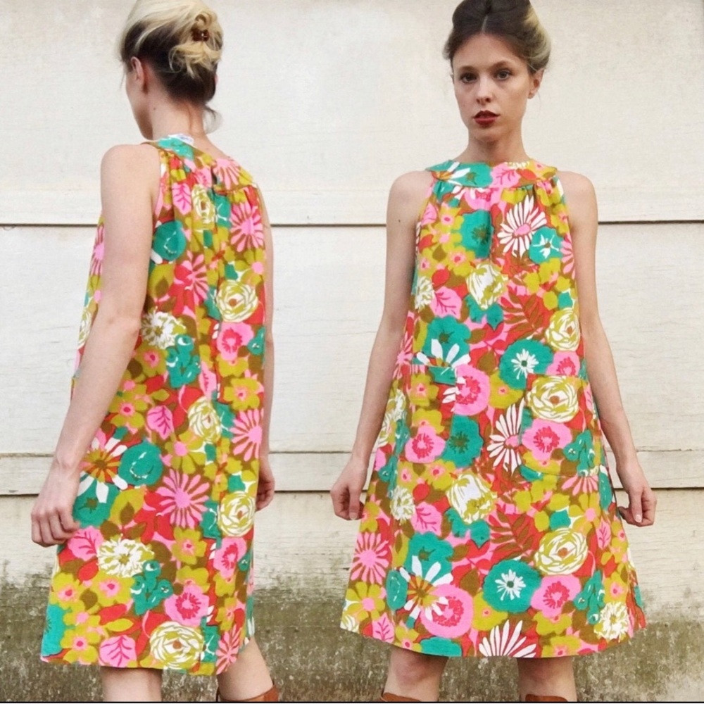 Vintage 60s Floral Mod Shift Dress